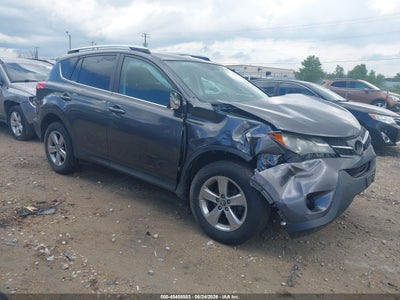 TOYOTA RAV4 2015