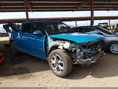 RIVIAN R1T 2023