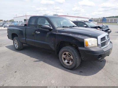 DODGE DAKOTA 2005