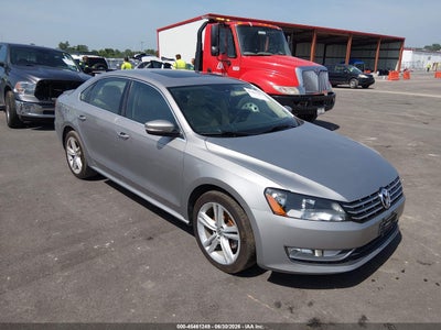 VOLKSWAGEN PASSAT 2013