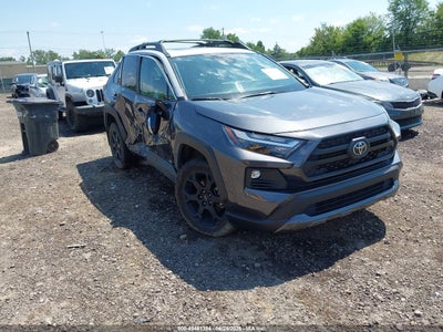 TOYOTA RAV4 2024