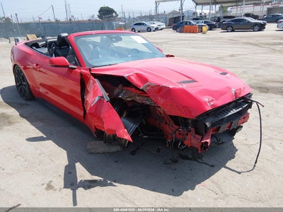 FORD MUSTANG 2021