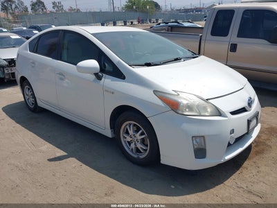 TOYOTA PRIUS 2010
