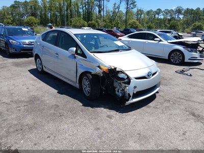TOYOTA PRIUS 2011