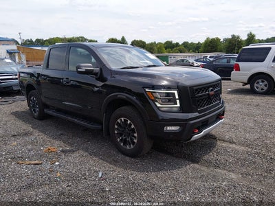 NISSAN TITAN 2020