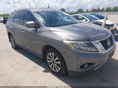 NISSAN PATHFINDER 2015