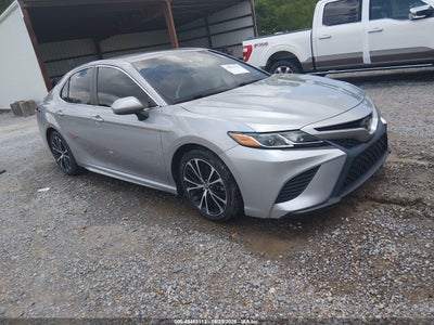 TOYOTA CAMRY 2018