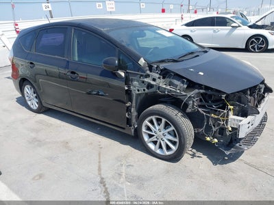 TOYOTA PRIUS V 2012