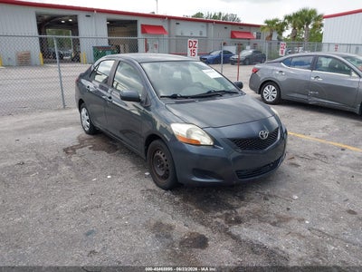 TOYOTA YARIS 2010