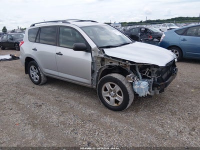 TOYOTA RAV4 2010