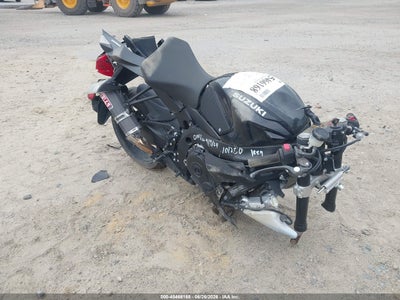 SUZUKI GSX-R600 2024