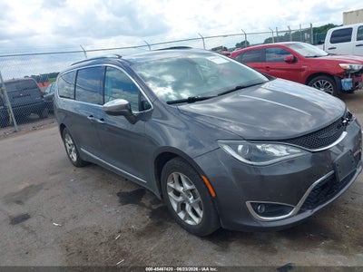CHRYSLER PACIFICA 2019