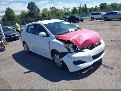 TOYOTA MATRIX 2010