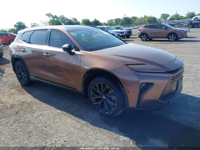 TOYOTA CROWN SIGNIA 2025
