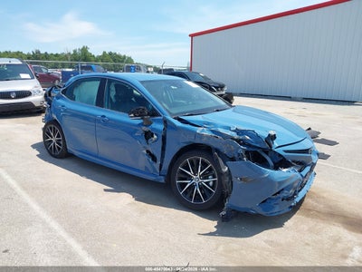 TOYOTA CAMRY 2024