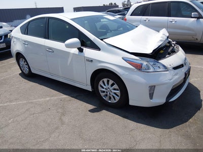 TOYOTA PRIUS PLUG-IN 2014