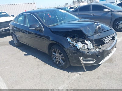VOLVO S60 2012