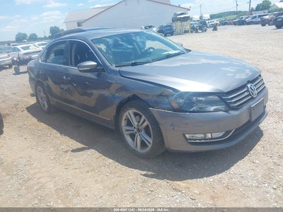 VOLKSWAGEN PASSAT 2015