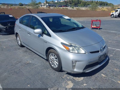 TOYOTA PRIUS PLUG-IN 2012