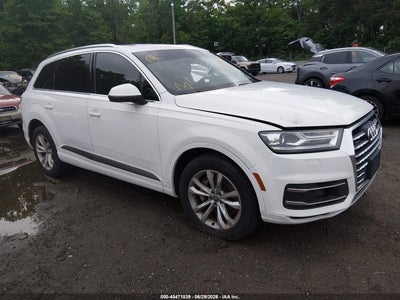 AUDI Q7 2017