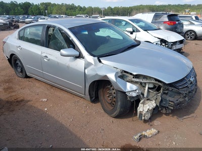 NISSAN ALTIMA 2010