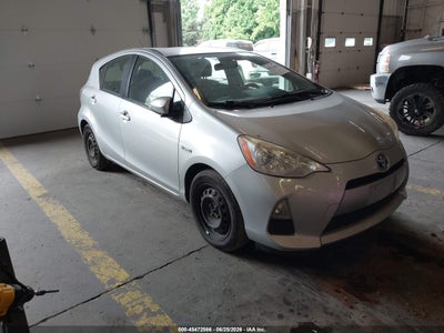 TOYOTA PRIUS C 2014