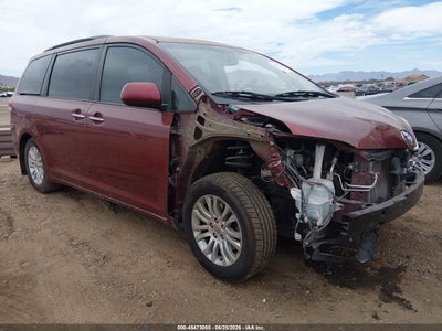 TOYOTA SIENNA 2014