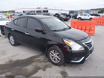 NISSAN VERSA 2017