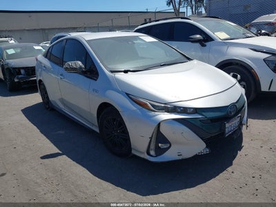 TOYOTA PRIUS PRIME 2017