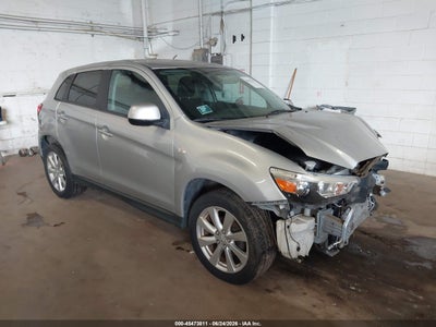 MITSUBISHI OUTLANDER SPORT 2015