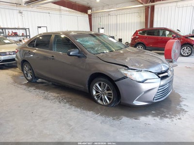 TOYOTA CAMRY 2016