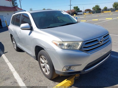 TOYOTA HIGHLANDER 2011