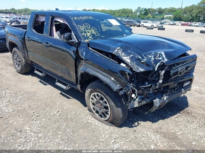 TOYOTA TACOMA 2025