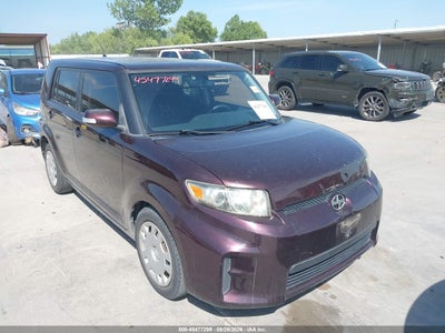 SCION XB 2011