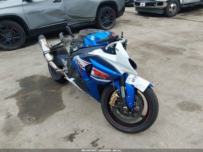 SUZUKI GSX-R1000 2013