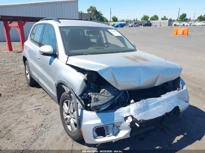 VOLKSWAGEN TIGUAN 2016