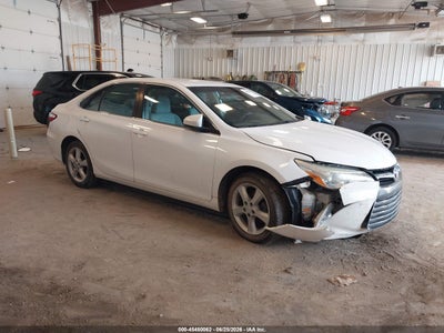 TOYOTA CAMRY 2015