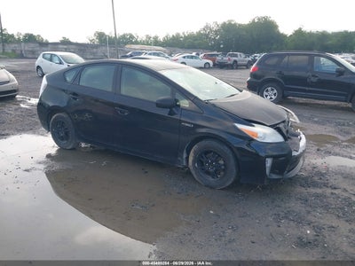 TOYOTA PRIUS 2012