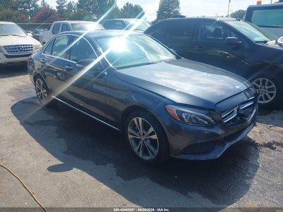 MERCEDES-BENZ C 300 2015