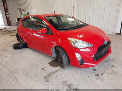 TOYOTA PRIUS C 2015