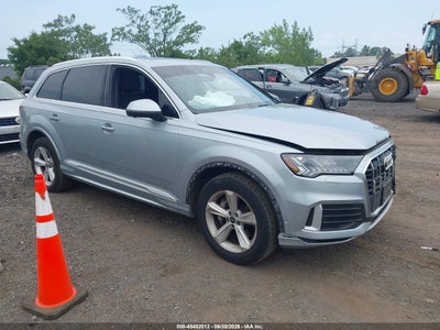 AUDI Q7 2023