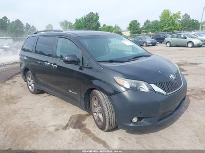 TOYOTA SIENNA 2014