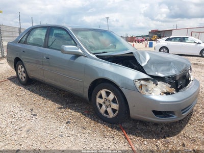 TOYOTA AVALON 2001