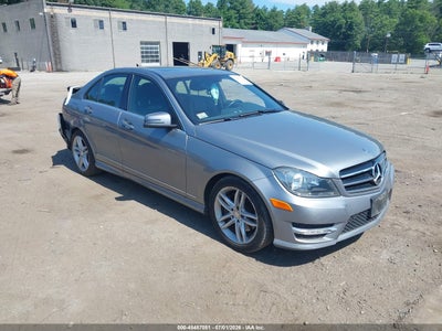 MERCEDES-BENZ C 300 2014