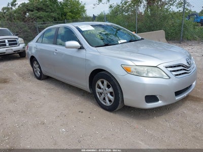 TOYOTA CAMRY 2010