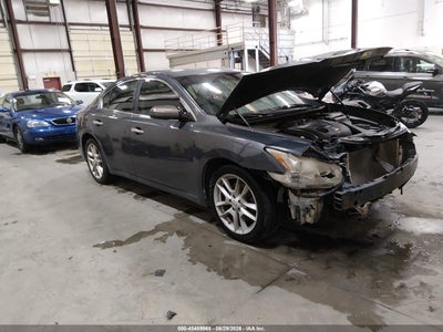 NISSAN MAXIMA 2011