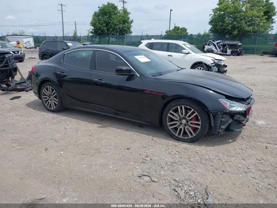 MASERATI GHIBLI 2015