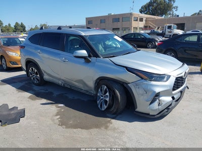 TOYOTA HIGHLANDER HYBRID 2025