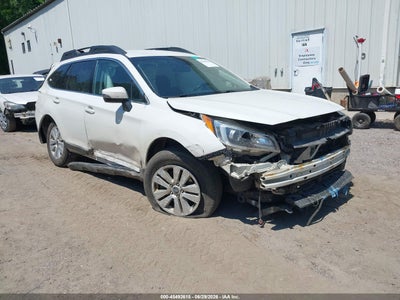 SUBARU OUTBACK 2015