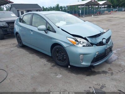 TOYOTA PRIUS 2015